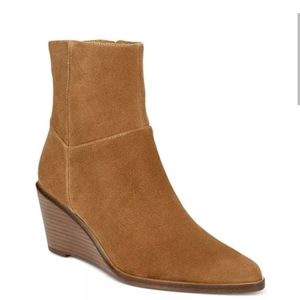 NWT Vince ankle Booties